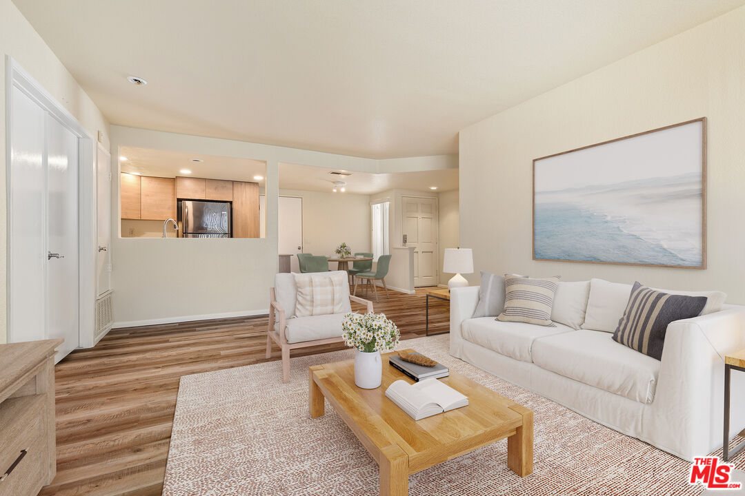 ground floor beach condo open house in oceanside portia green realtor compass 02