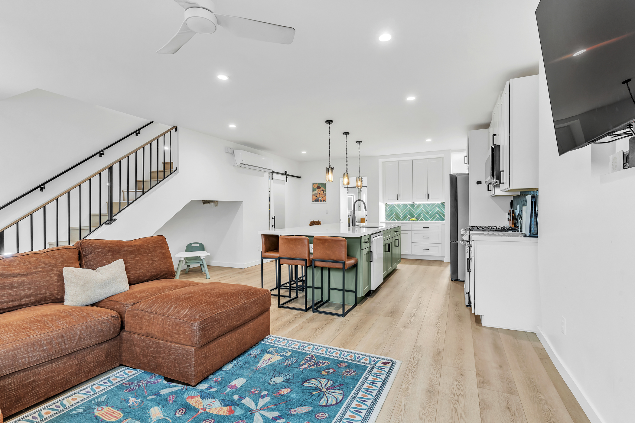 2146 franklin ave logan heights open concept remodeled craftsman living room kitchen portia green realtor compass san diego housing market sdhousingmarketdotcom